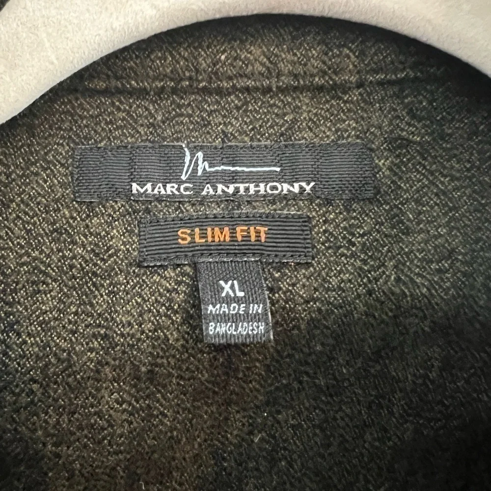 Marc Anthony Long Sleeve Shirt / Size CL / Forest Green